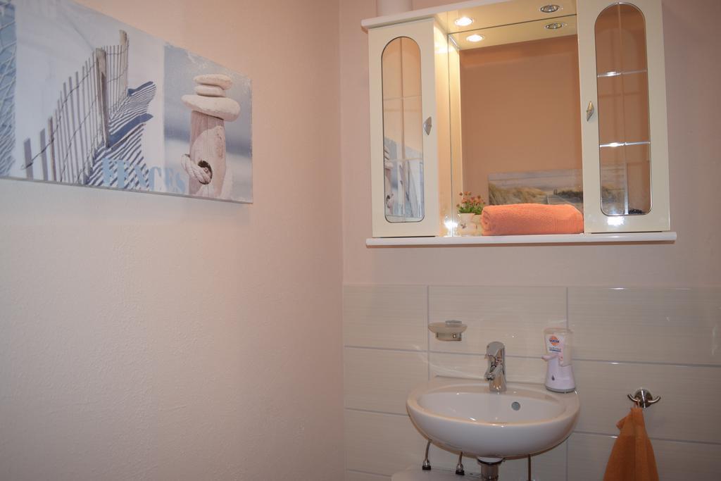 Nichtraucherferienwohnung-Neckarblick Ze-2022-74-Wz-118A Heidelberg Extérieur photo